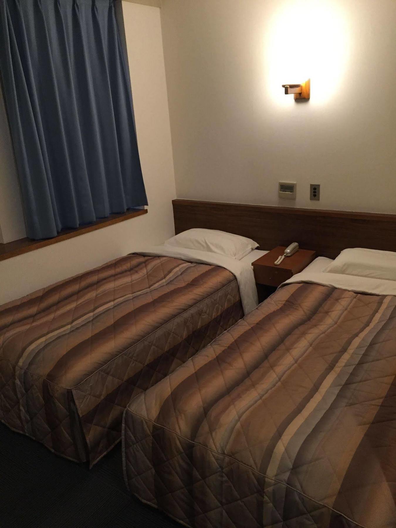 Tourist Hotel Tokio Buitenkant foto